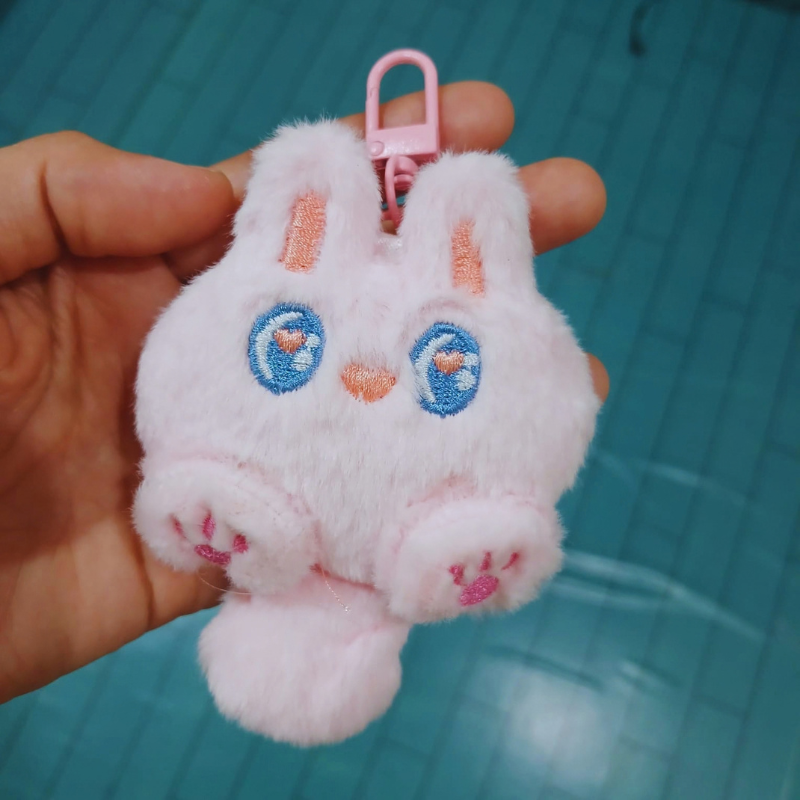 Gantungan Tas Kunci Boneka Fluffy (Pink)